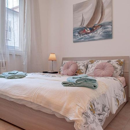 Appartement L'Angolo Di Grace à Livourne Extérieur photo